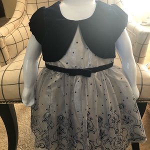 Girl’s dress